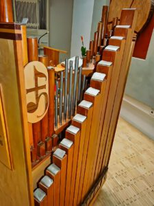 Traversflöten-Orgel, Carl Gottlob Weigle 1872 – Volker Bühler 1979